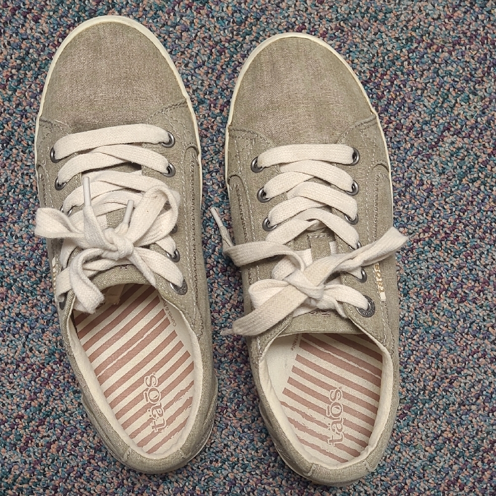 Like New Taos Casual Lace-Up Sneakers